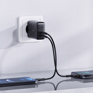 Acefast sieninis įkroviklis USB Type C / USB 32W, PPS, PD, QC 3.0, AFC, FCP juodas (A5 juodas)
