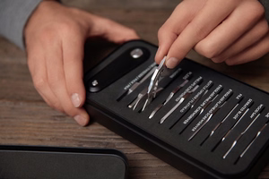 Quirky Switch V2 daugiafunkcis kišeninis peilis su 16 funkcijų