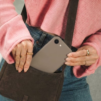 Tech-Protect Silikoninis MagSafe Dėklas for iPhone 16E / 17E - rudas