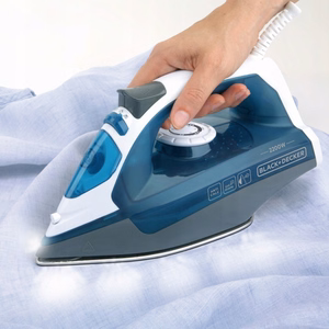BLACK+DECKER BXIR2200E – garinis lygintuvas, 2200 W (ES9180070B)