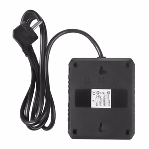 Maclean power strip, extender 2 sockets + 3xUSB, 110-240V AC 50/60Hz, 2.1A max 2500W, 1.5m, black, MCE387 B