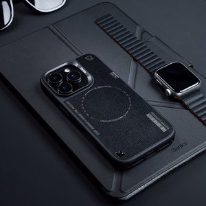 Benks Dynamic Minimalistinis dėklas Iphone 16 Pro juodas