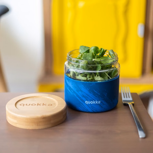 Quokka Deli Food Jar 820 ml borosilikatinio stiklo maisto indas, medienos raštas