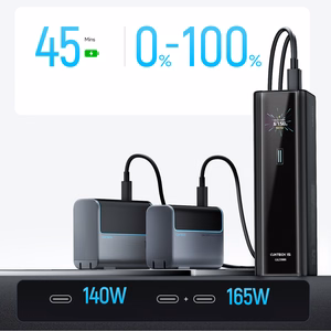 Cuktech PB200U išorinė baterija 20 000 mAh, 210 W, su 2 USB-C ir USB-A jungtimis, TFT ekranu ir 240 W USB-C laidu – juoda