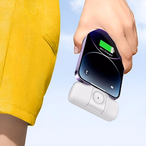 Wozinsky WF16-YLS 5000mAh 15W Lightning mini išorinė baterija su įmontuotu USB-C kabeliu ir Apple Watch įkrovikliu - balta