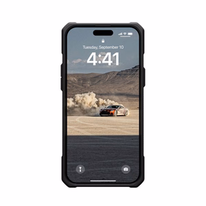 UAG Monarch чехол для iPhone 15 Plus - чёрный кевлар