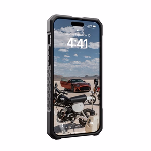 UAG Monarch Pro чехол с MagSafe для iPhone 15 Plus - чёрный карбон