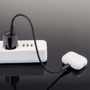 Įkroviklis Joyroom JR-TCF02 20W USB-C juodas