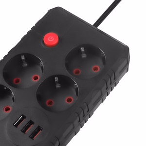 Maclean elektros paskirstytuvas, 4 lizdai + 3xUSB prailginimo laidas, 110–240 V kintama srovė, 50/60 Hz, 2,1 A, maks. 2500 W, 3 m, juodas, MCE393 B
