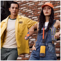 "Uniq Grivix Classic 360 Mount&Grip Stand" magnetinis laikiklis - juodas