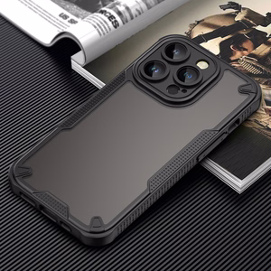 Defender Matt Чехол для iPhone 17 6,3" чёрный