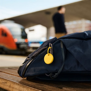 Chipolo POP Bluetooth sekiklis su keičiama baterija, skirtas iOS ir Android, geltonas
