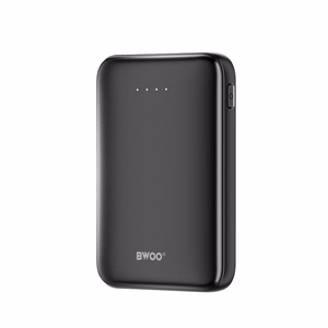 BWOO išorinė baterija P72 QC 22.5W PD 20W 5000 mAh su 2 x USB-A ir 1 x USB-C jungtimis, juoda