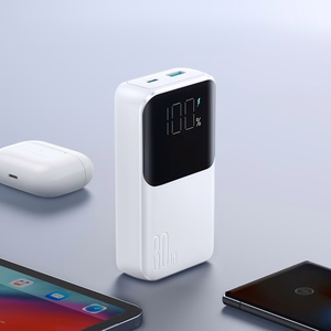Mini išorinė baterija Joyroom JR-PBC06 30W 10000mAh su integruotais laidais (balta)