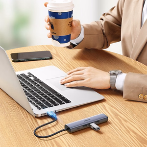 Ugreen CM475 daugiafunkcis šakotuvas USB 3.0 - 3x USB / Ethernet RJ-45 / USB Type-C PD - pilkas