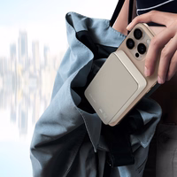 Blavec Išorinė baterija 10000mAh BJ-04 Plona 13,5mm - Type C - 22,5W magnetinė Magsafe 3 in 1 (PBBJ04-MC10GD) auksinė stiklas