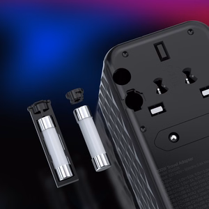 Choetech PD6028 EU / US / AUS / UK kelioninis adapteris 2x USB-C 2x USB-A 100W - juodas