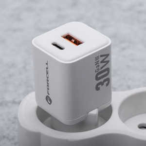 FORCELL F-ENERGY Mini GaN III VT-35 kelioninis įkroviklis su 1 x Type C + 1x USB A lizdais, PD QC4.0 30W baltas