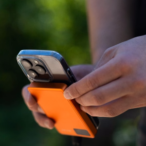 Blavec išorinė baterija 10000mAh BJ-03 Slim 13,5mm - Type C - 22,5W magnetinė Magsafe 3 in 1 (PBBJ03-MC10O) oranžinė aliuminis