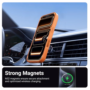 Crong Hybrid Matte Magnetic MagSafe dėklas, skirtas iPhone 17 Pro Max, oranžinis