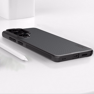 Nillkin Super Frosted Shield Pro magnetinis MagSafe suderinamas dėklas skirta Samsung Galaxy S26 Ultra juodas