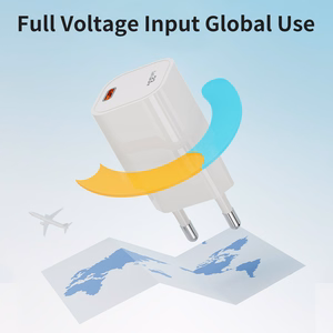 Rock sieninis įkroviklis T88 Sugar Cube Series GaN - Type C - QC 3.0 PD 33W 3A baltas
