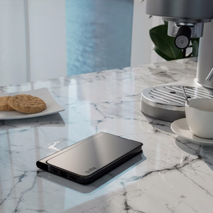 SBS Wallet Smooth dėklas iPhone 16e / 17e with Flip - juodas