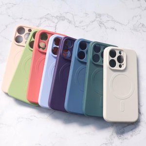 Magnetinis suderinamas silikoninis dėklas iPhone 15 Plus - juodas