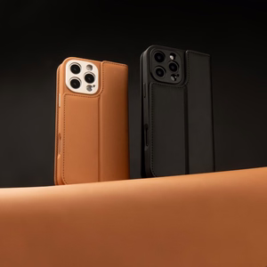 Moshi Overture MagSafe dėklas, skirtas iPhone 16 Pro, su nuimama veganiškos odos pinigine, „Caramel Brown“ spalvos