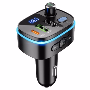 Automobilis bluetooth siųstuvas Hoco 2 x USB A + USB C QC3.0 PD 20W E62 juodas