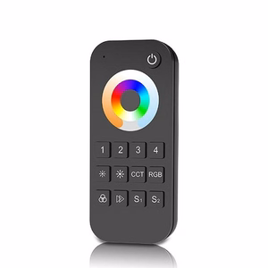RT10 nuotolinis valdymo pultelis, 4 zonų RGB/RGBW ir CCT