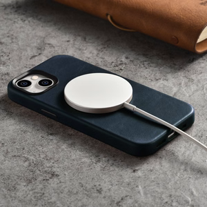 iCarer Oil Wax Premium odinis dėklas iPhone 14 Plus Magnetinis odinis dėklas su MagSafe Tamsiai mėlynas (WMI14220703-BU)