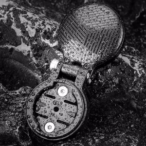 Rockbros WT-2 dviračio kompiuterio laikiklis su vieta AirTag – juodas