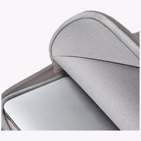 Uniq Cyprus Ridge Edition neperšlampamas neopreninis 14" nešiojamojo kompiuterio dėklas - pilkas