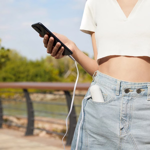 Jisulife Life8 Plus nešiojamasis rankinis USB ventiliatorius su išorinės baterijos funkcija ir žibintuvėliu, 4500 mAh, baltas