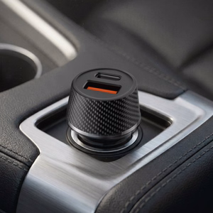 Blavec BS-03B-C Carbon automobilinis įkroviklis USB + Type C QC 3.0 18W PD 30W su Type C - Type C laidu juodas