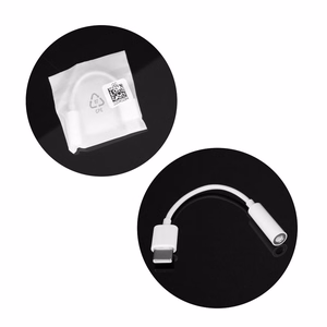 HUAWEI originalus adapteris AUX Type C (kištukas) į Jack 3,5 mm (lizdas) CM20 baltas, bulk