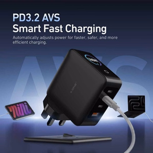 Kelioninis įkroviklis X-ONE ChargeGo GaN 65W su įtraukiamu laidu ir USB C prievadu – juodas