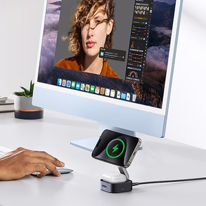 Ugreen W702 3in1 indukcinis įkroviklis su MagSafe / Qi2 ir USB-C telefonui / ausinėms juodas