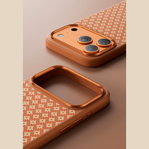 Benks Magnetic Armor Pro Armor Grid Kevlar dėklas su metaliniu rėmeliu 600D (C.K.FL.AP.GD.F070), skirtas Iphone 17 Pro Max, oranžinis