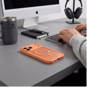 Tech-Protect BasicMag MagSafe dėklas, skirtas iPhone 17 Pro / 18 Pro, matinis oranžinis