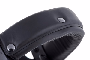 Beyerdynamic DT 770 PRO Black Limited Edition – studijinės ausinės, uždaro tipo, 80 Ω, juodos (43000220)