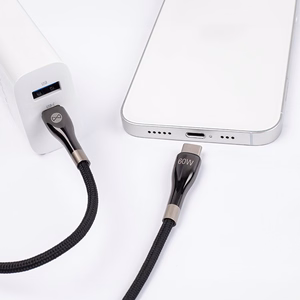 "Forever Sleek" kabelis USB-C - USB-C 1,0 m 60W juodas