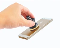 Automobilinis telefono laikiklis CPH-26, tvirtinamas ant ventiliacijos grotelių, magnetinis