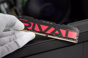 DDR4 16GB 3200MHz UDIMM goodram RIVAL švytinti raudona
