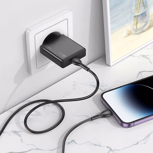 Įkroviklis telefonui Hoco Slim USB C QC PD 30W + kabelis USB C į Lightning N37 juodas