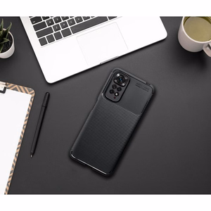 Dėklas CARBON PREMIUM telefonui XIAOMI Redmi 15 4G / 15 5G (171.1mm) juodas