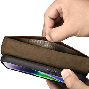 iCarer Aliejaus Vaško Piniginės Dėklas 2in1 Dangtelis iPhone 14 Plus Anti-RFID Odinis Atverčiamas Dėklas Rudas (WMI14220723-BN)