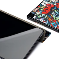 Dėklas Reach Smart Leather Samsung X200/X205 Tab A8 10.5 2021 graffiti