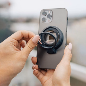 STM MagLoop 3-in-1 MagSafe priedas, skirtas iPhone: piršto kilpa, atrama ir butelių atidarytuvas, juodas